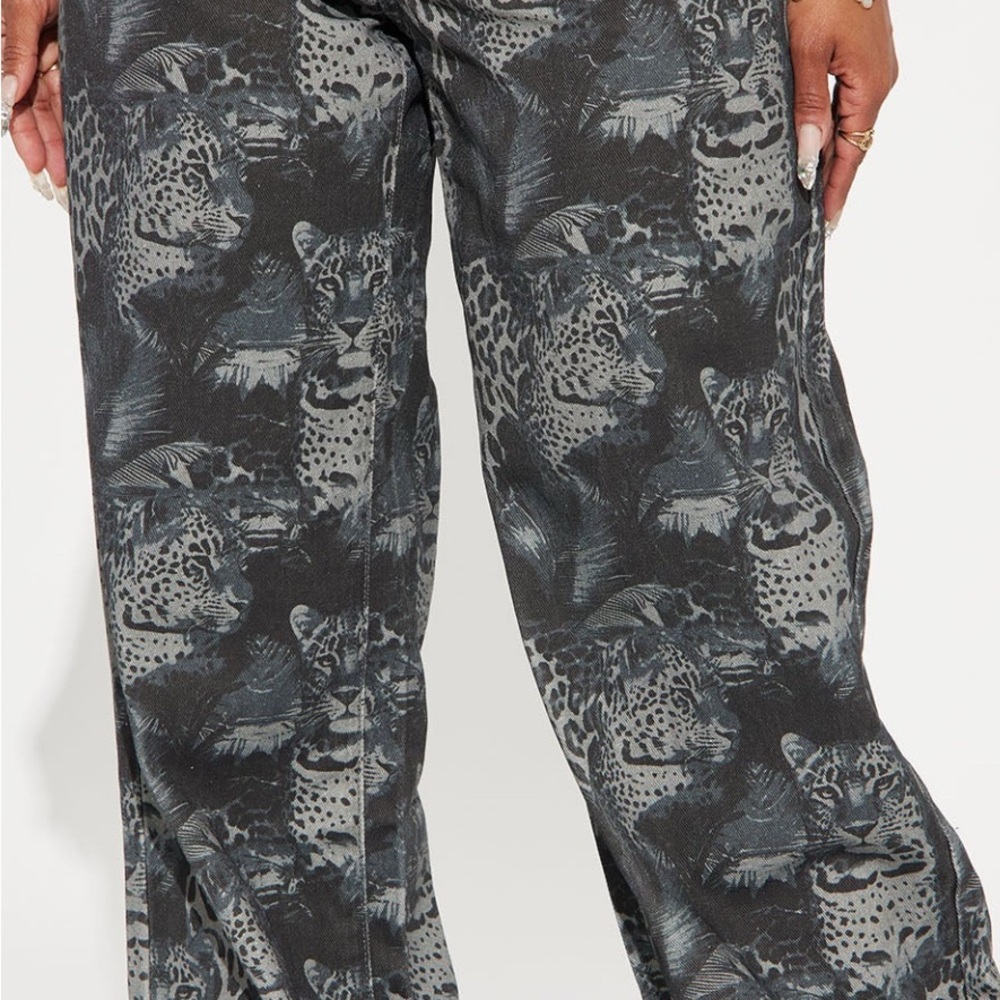 Fashion Nova Gray On The Prowl Straight Leg Jeans - Black